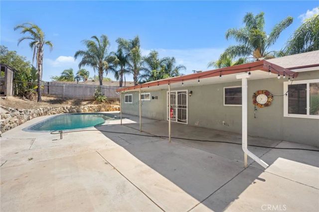 10937 Desert Sand Avenue, Riverside, CA 92505