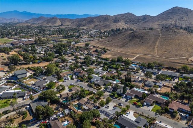 10937 Desert Sand Avenue, Riverside, CA 92505