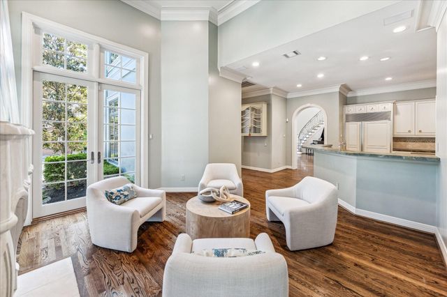 1 Exbury Way, Houston, TX 77056