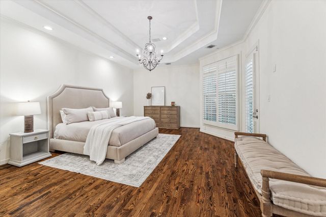 1 Exbury Way, Houston, TX 77056