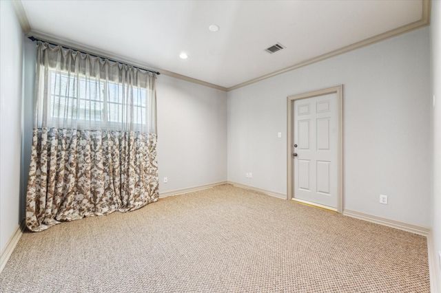 1 Exbury Way, Houston, TX 77056