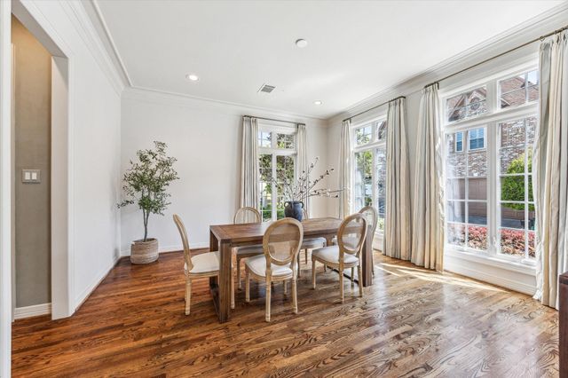 1 Exbury Way, Houston, TX 77056