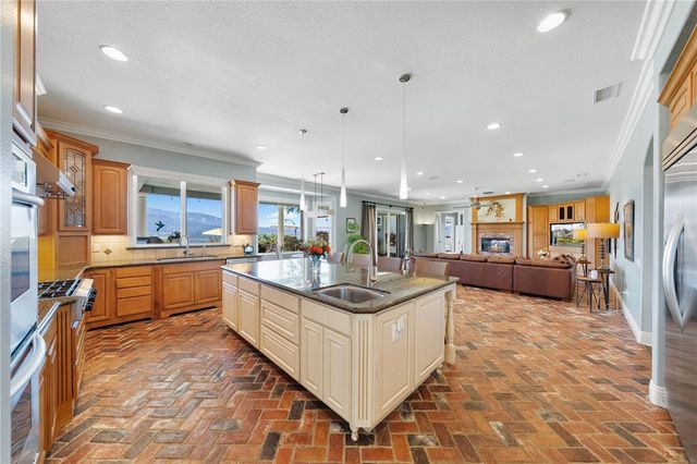 34675 Cotta Lane, Temecula, CA 92592