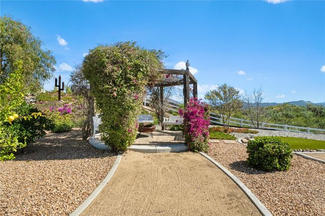 34675 Cotta Lane, Temecula, CA 92592