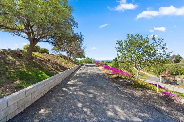 34675 Cotta Lane, Temecula, CA 92592
