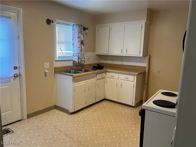 5759 Turney Road, Garfield Heights, OH 44125