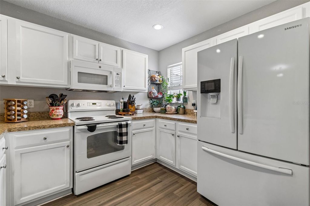 Image 11 of property listing at 4755 TUSCAN LOON DRIVE, Tampa, FL 33619