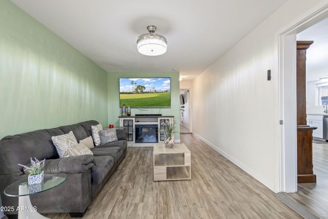 5808 E LAWNDALE Street, Mesa, AZ 85215