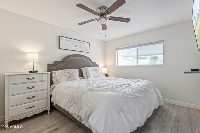 5808 E LAWNDALE Street, Mesa, AZ 85215