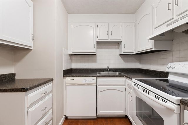 420 Great Rd B3, Acton, MA 01720