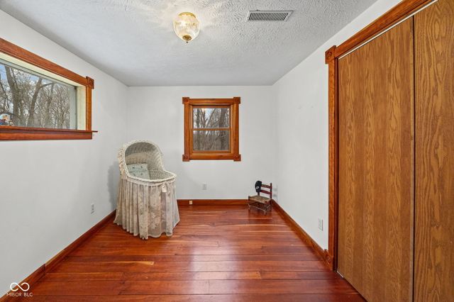 10162 N New Richmond Road, New Richmond, IN 47967