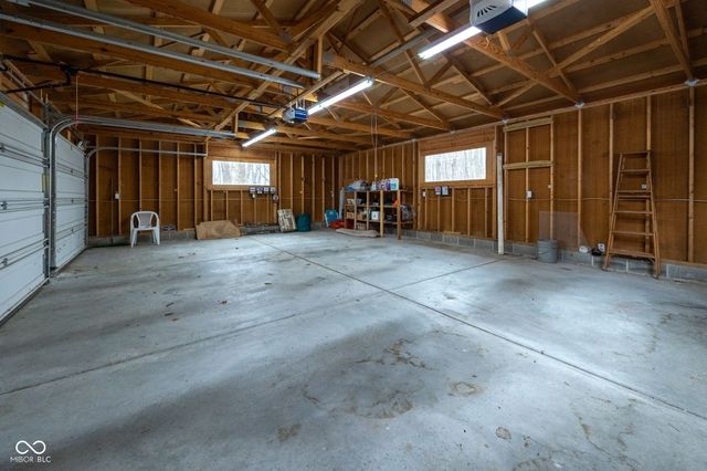 10162 N New Richmond Road, New Richmond, IN 47967