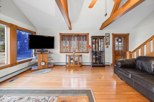 10162 N New Richmond Road, New Richmond, IN 47967