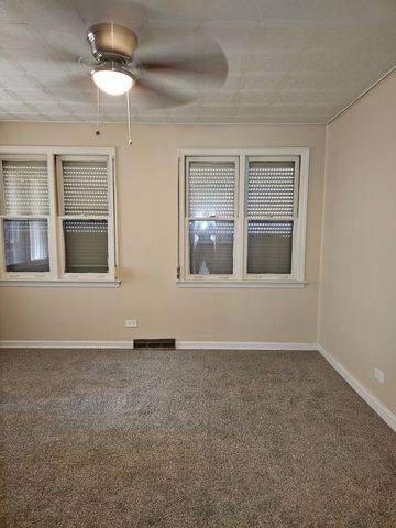 10638 S Eberhart Avenue, Chicago, IL 60628