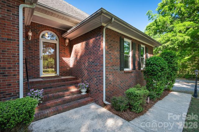 400 Arminius Court, Monroe, NC 28110