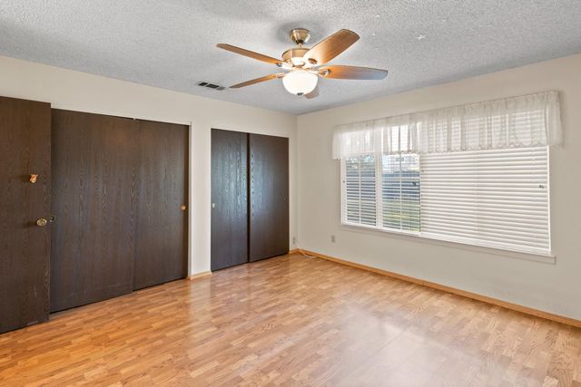 986 Pebble Way, Manteca, CA 95336