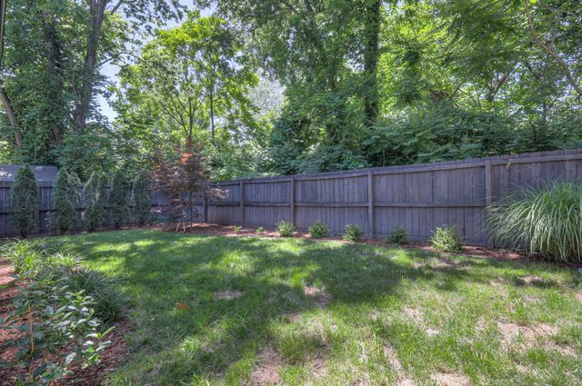 3733 Granny White Pike, Nashville, TN 37204