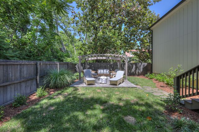 3733 Granny White Pike, Nashville, TN 37204