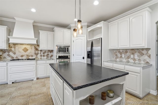 18005 S 71st East Avenue, Bixby, OK 74008