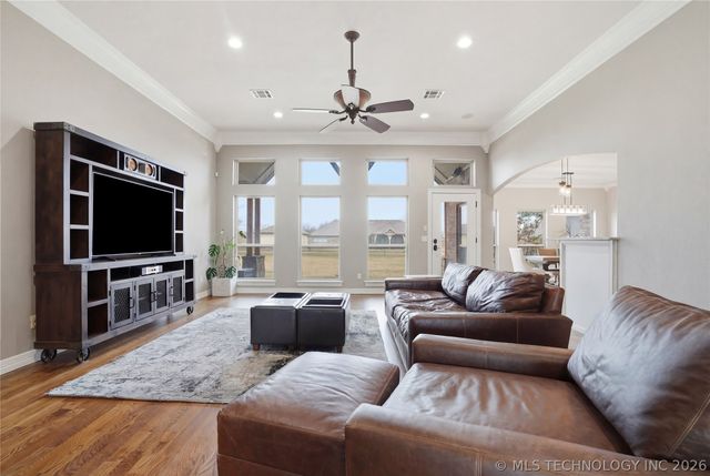 18005 S 71st East Avenue, Bixby, OK 74008