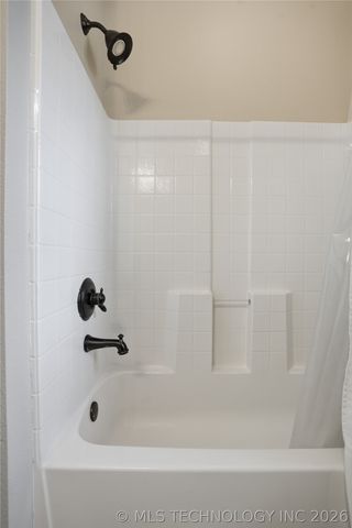 18005 S 71st East Avenue, Bixby, OK 74008