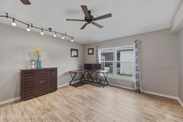 2124 Spring Creek Circle NE, Palm Bay, FL 32905