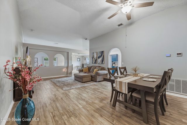 2124 Spring Creek Circle NE, Palm Bay, FL 32905