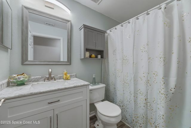 2124 Spring Creek Circle NE, Palm Bay, FL 32905