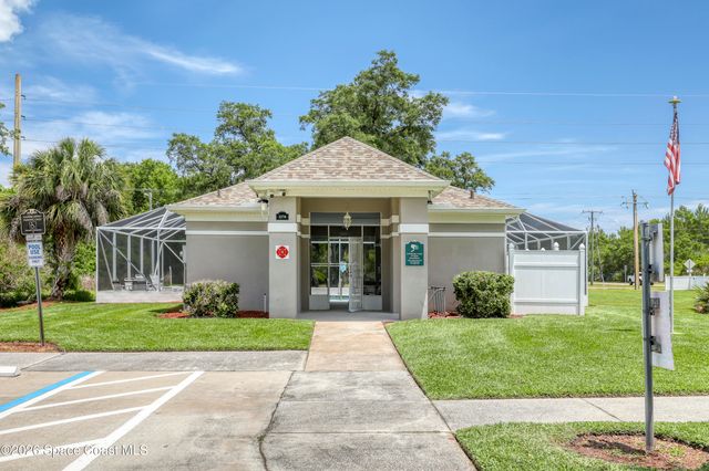 2124 Spring Creek Circle NE, Palm Bay, FL 32905