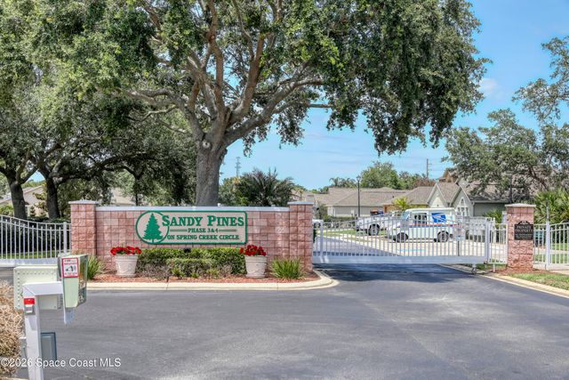 2124 Spring Creek Circle NE, Palm Bay, FL 32905