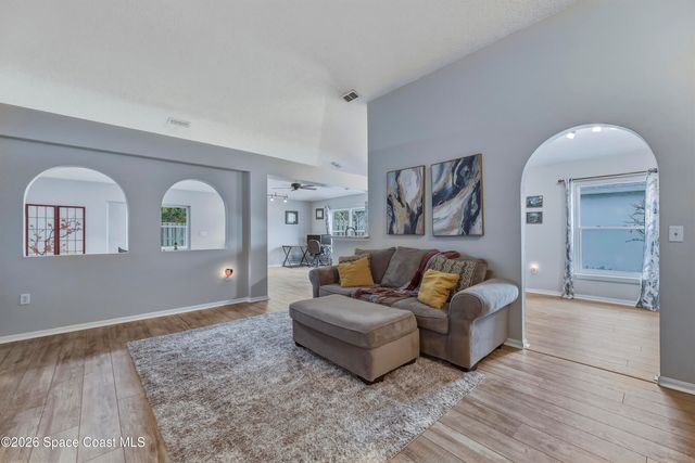 2124 Spring Creek Circle NE, Palm Bay, FL 32905