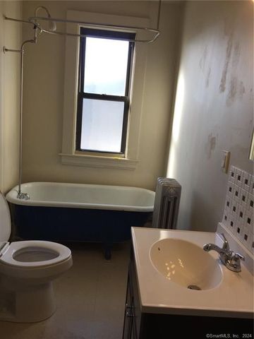 62 Winter Street, New Britain, CT 06051