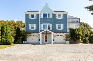 80 Mattakese Road APT 7, West Yarmouth, MA 02673