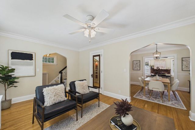 2019 Palace Avenue, Saint Paul, MN 55105