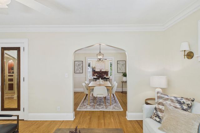 2019 Palace Avenue, Saint Paul, MN 55105