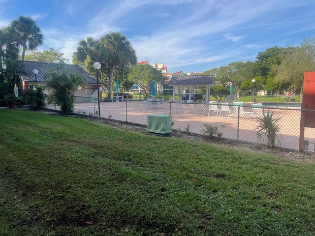 2208 S Cypress Bend Drive 106, Pompano Beach, FL 33069