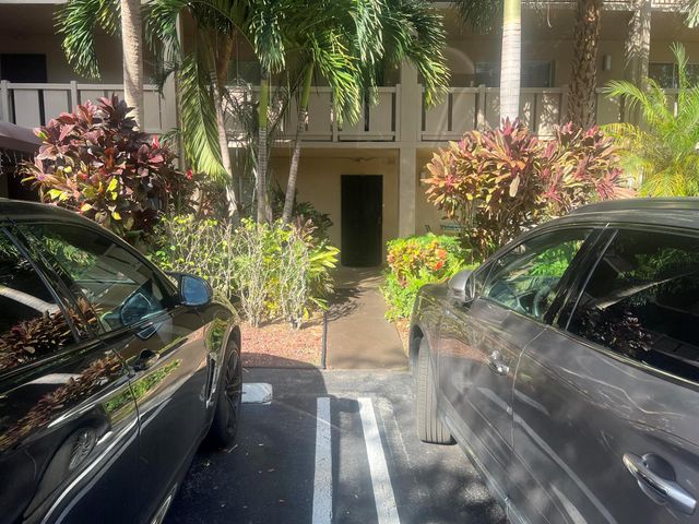 2208 S Cypress Bend Drive 106, Pompano Beach, FL 33069