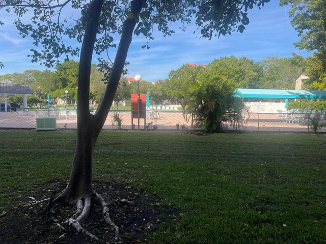 2208 S Cypress Bend Drive 106, Pompano Beach, FL 33069