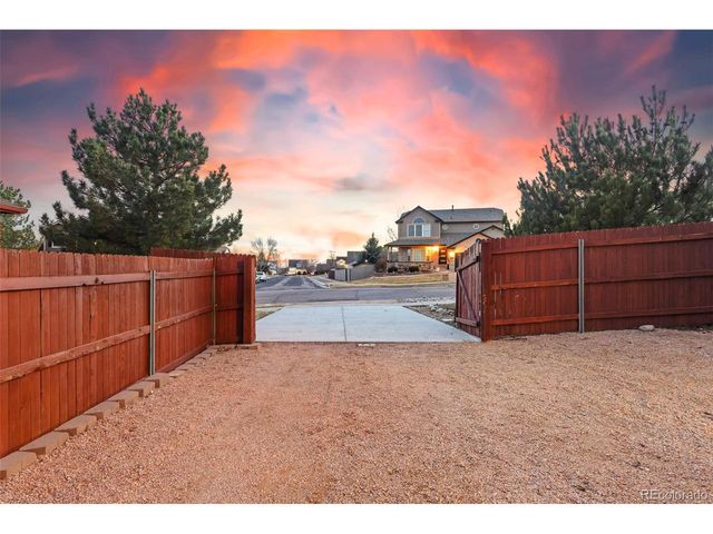 4268 Apache Plume Dr, Colorado Springs, CO 80920