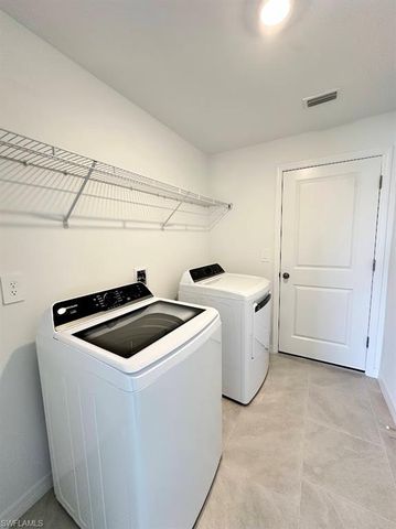 17669 Paradiso WAY, North Fort Myers, FL 33917