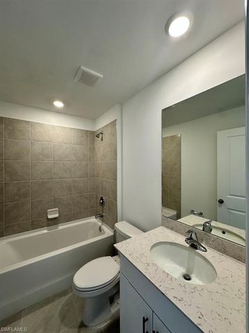 17669 Paradiso WAY, North Fort Myers, FL 33917