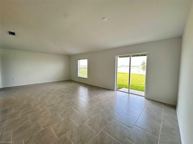 17669 Paradiso WAY, North Fort Myers, FL 33917