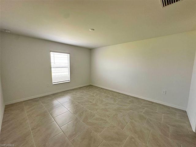 17669 Paradiso WAY, North Fort Myers, FL 33917