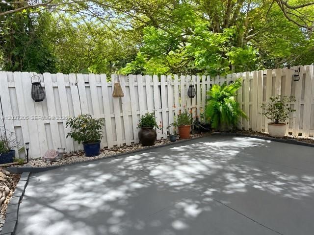 160 SW 16th Ave, Homestead, FL 33030