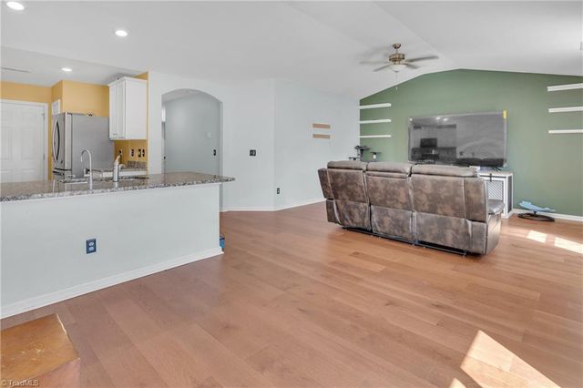227 Kendall Drive, Winston-salem, NC 27107