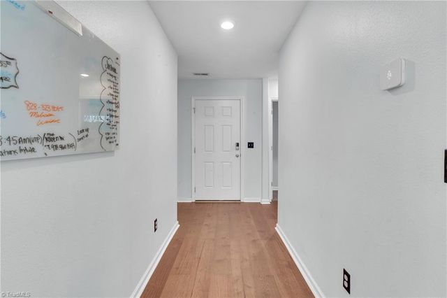 227 Kendall Drive, Winston-salem, NC 27107
