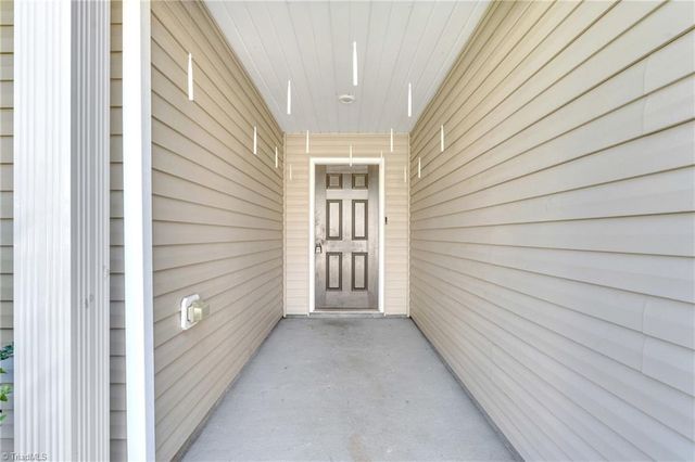 227 Kendall Drive, Winston-salem, NC 27107