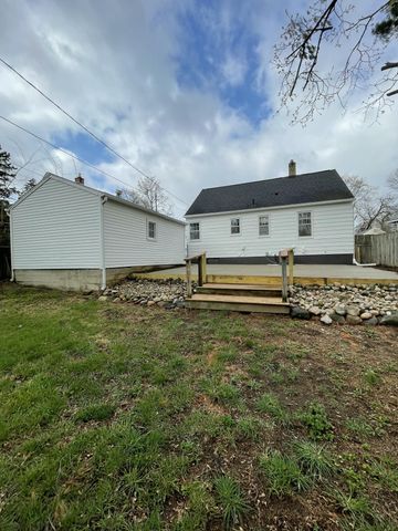 136 Wiltshire Avenue, Battle Creek, MI 49015