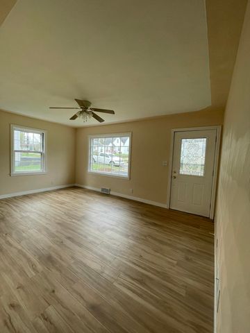 136 Wiltshire Avenue, Battle Creek, MI 49015