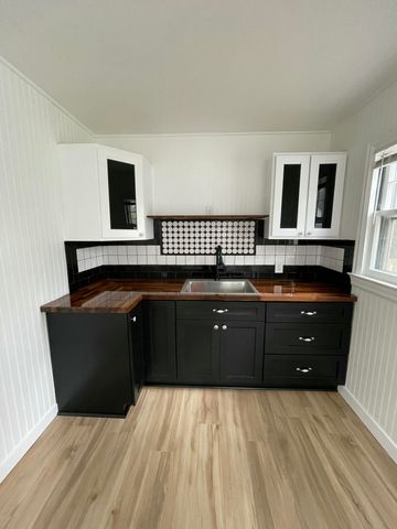 136 Wiltshire Avenue, Battle Creek, MI 49015
